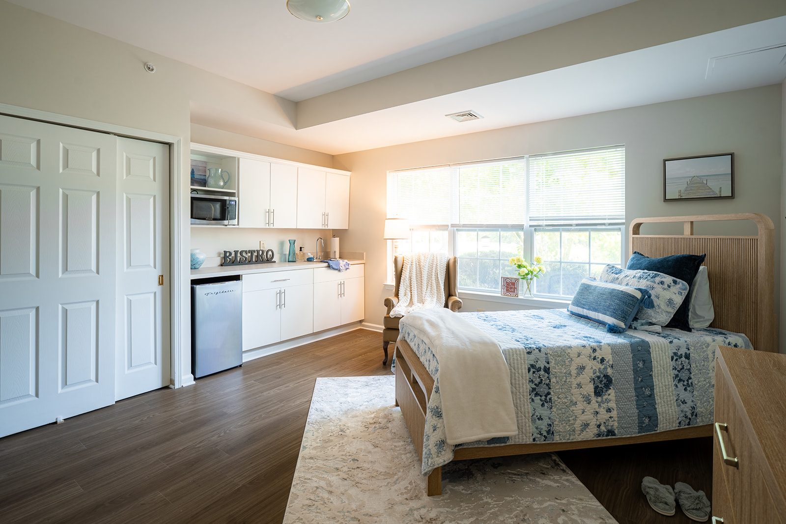 A private resident suite with its own kitchenette