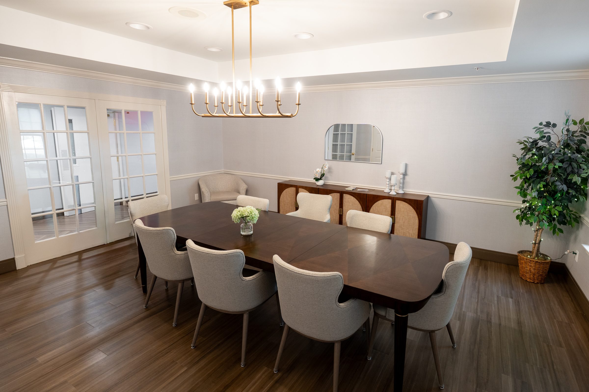 Spring Home private dining room with chandelier